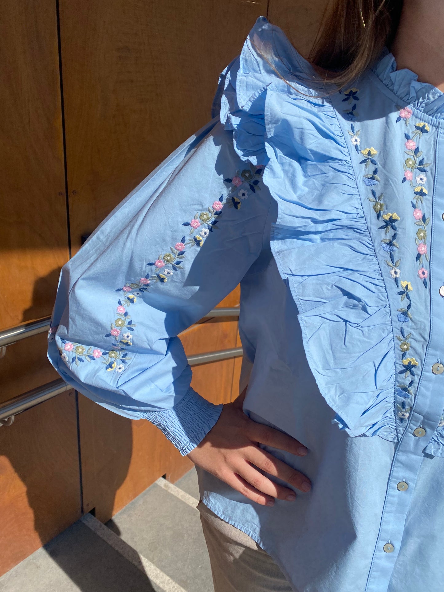 YASKENNIE Shirt - Clear Sky