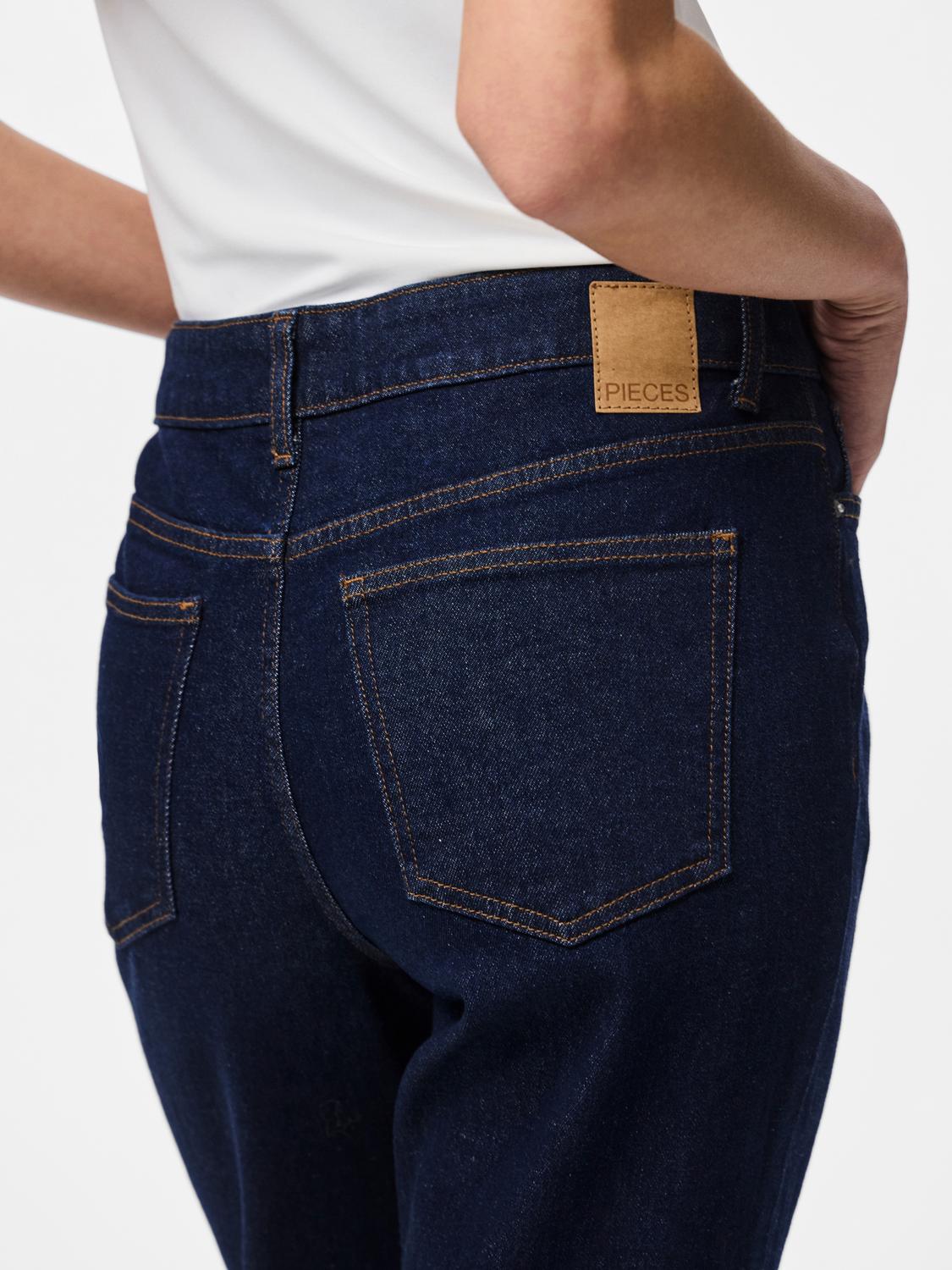 model_shot-detail
