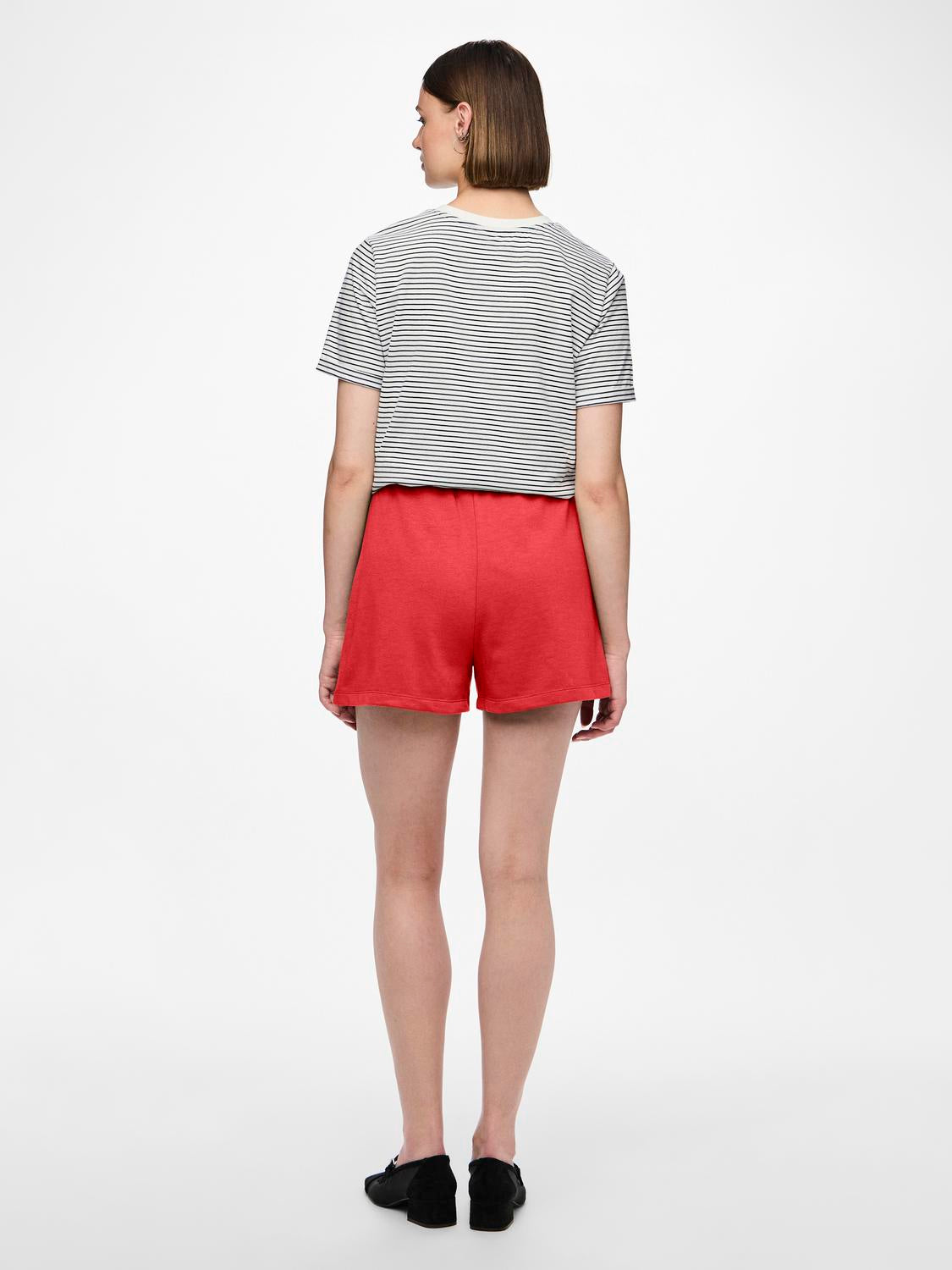 PCCHILLI Shorts - Poppy Red