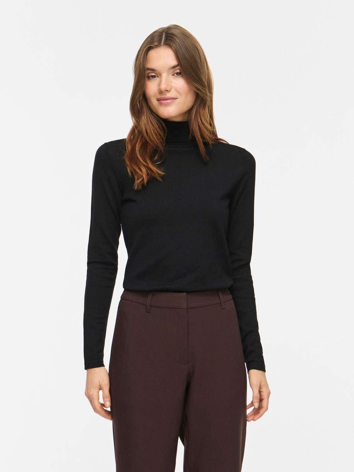 model_shot-front