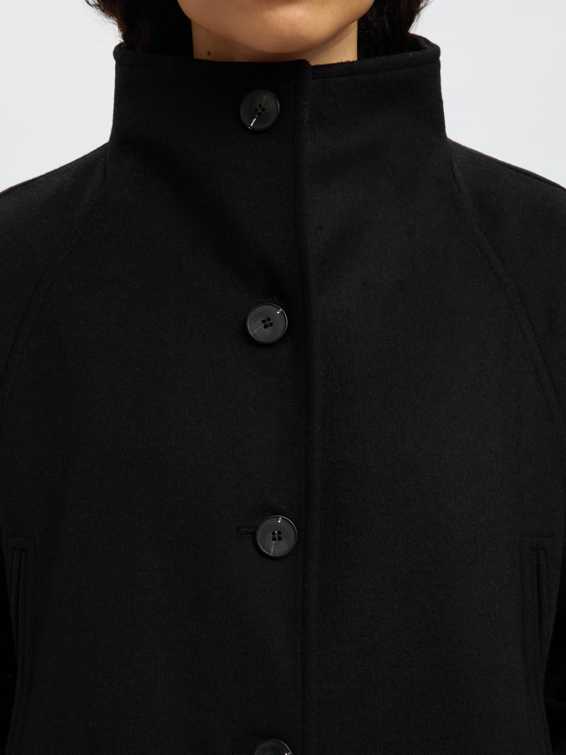 model_shot-detail