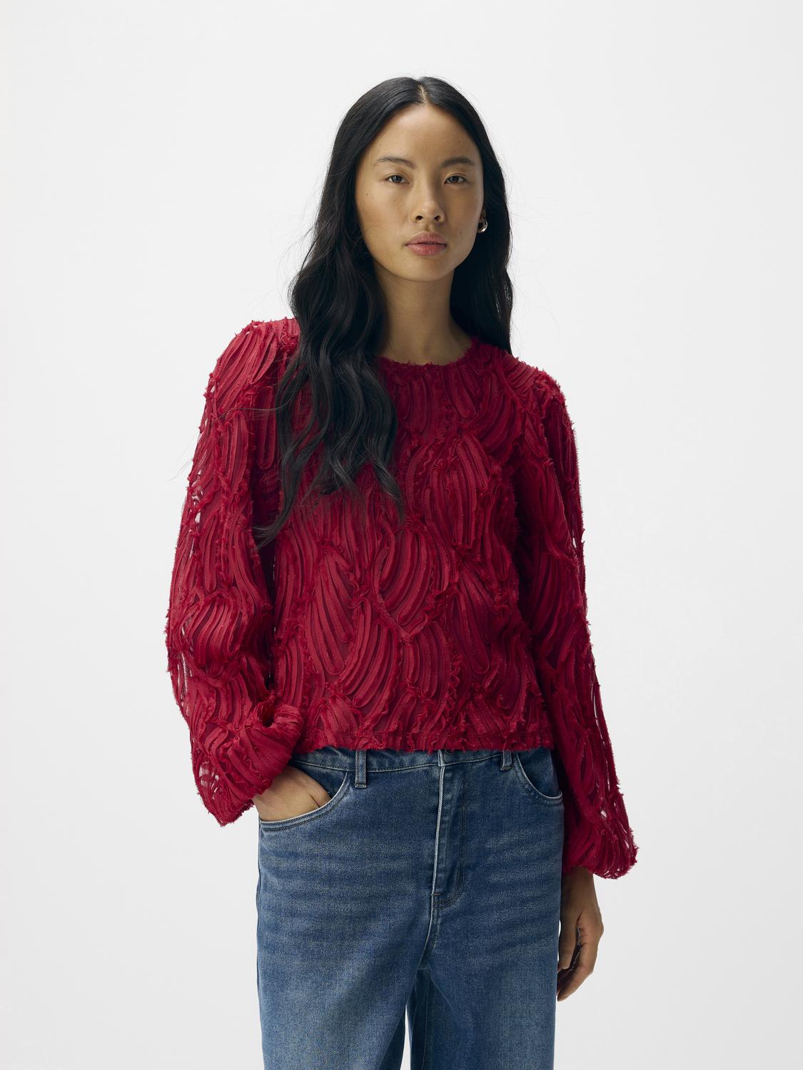 model_shot-front