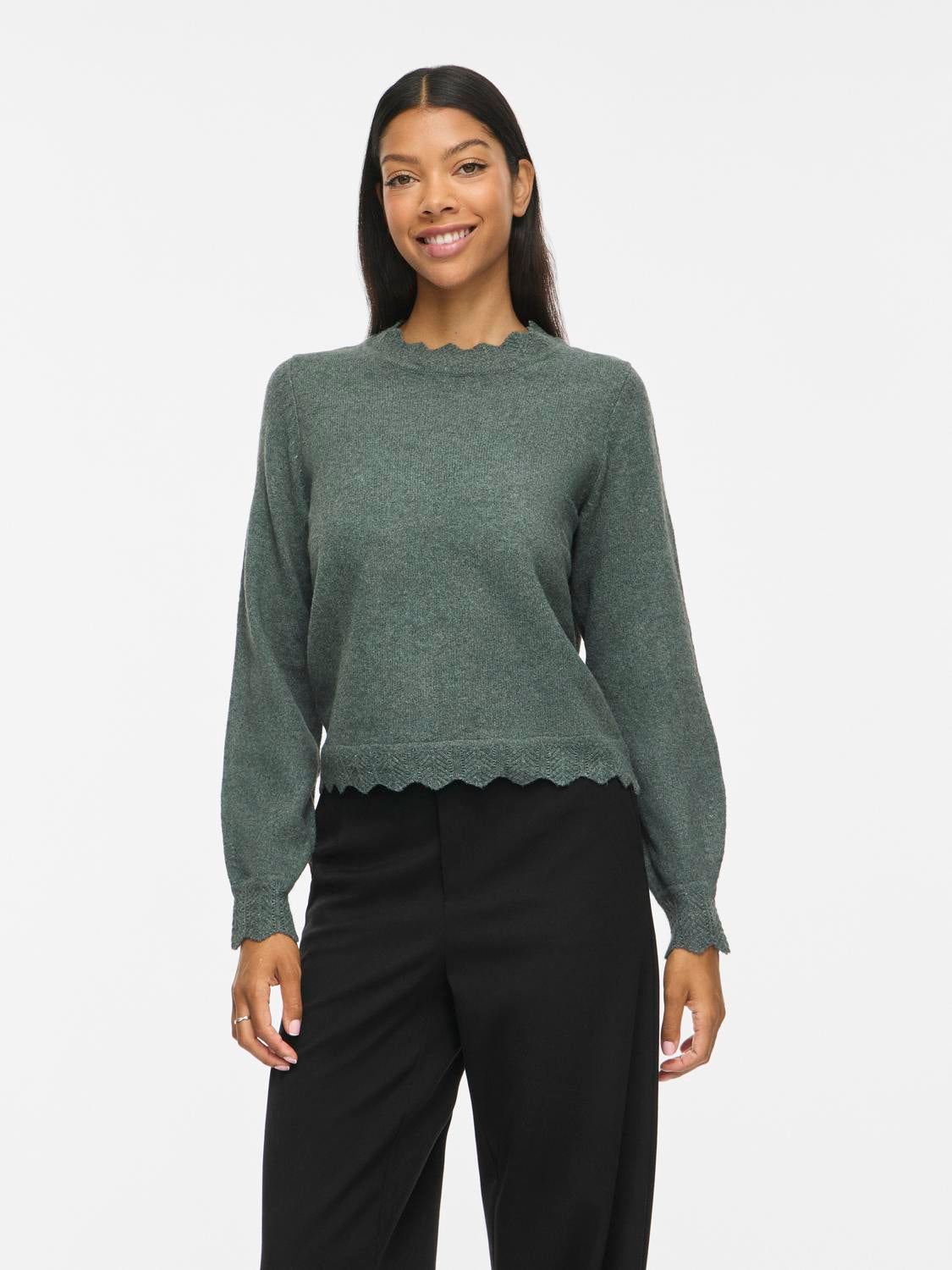 model_shot-front