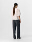 model_shot-back