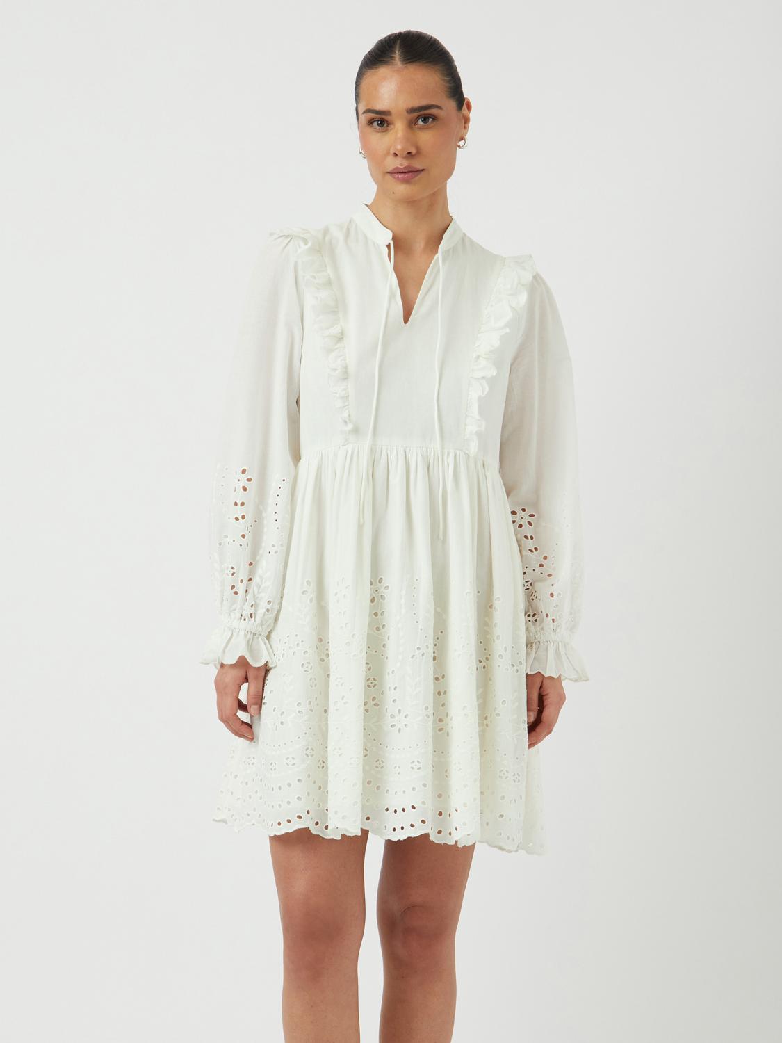 model_shot-front