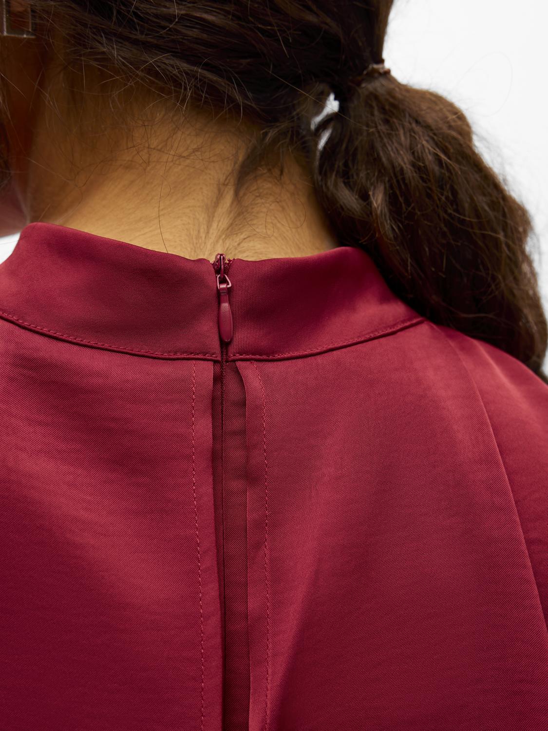 model_shot-detail