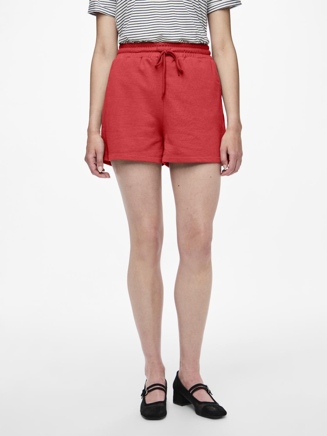 PCCHILLI Shorts - Poppy Red