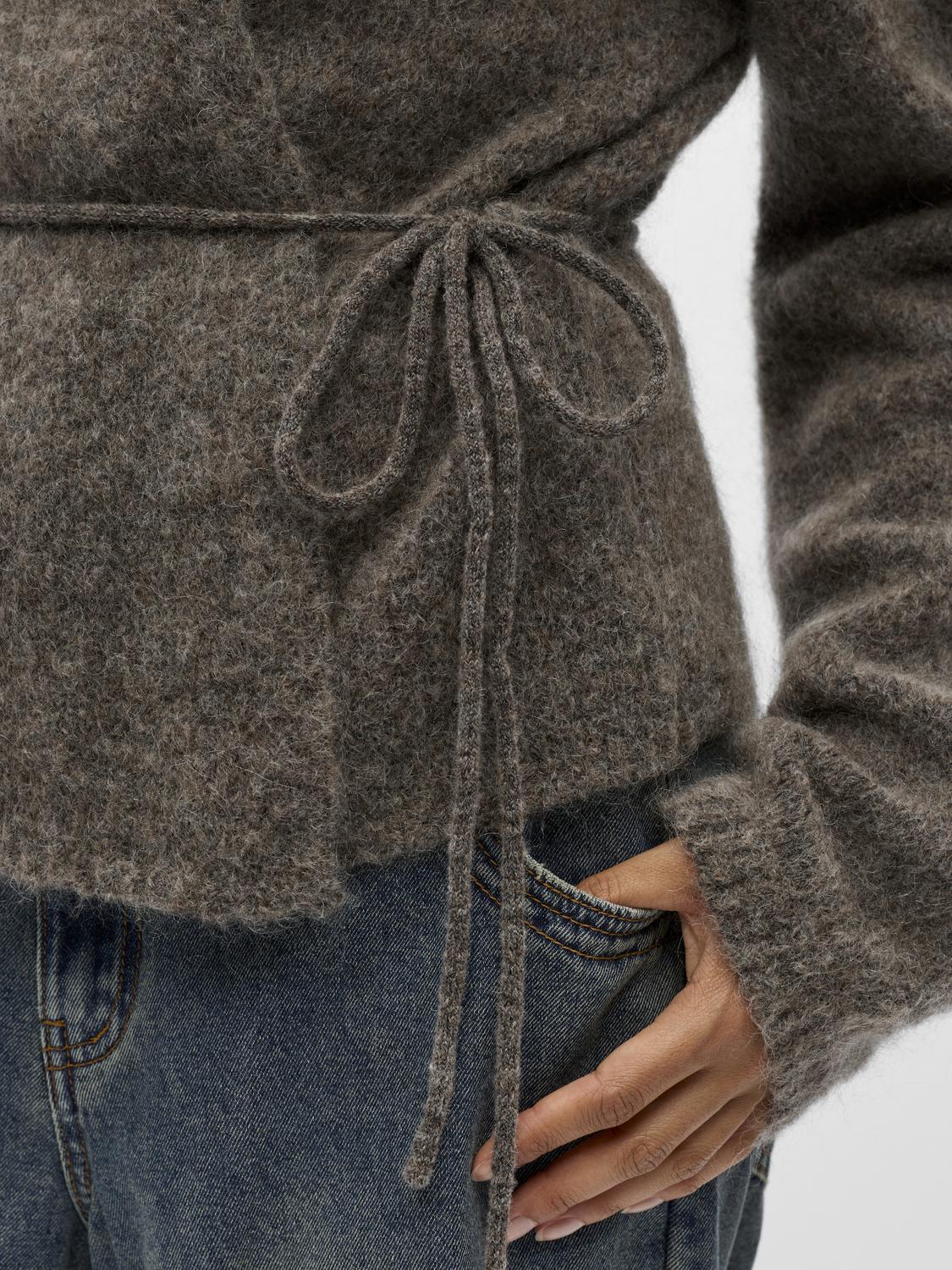 model_shot-detail
