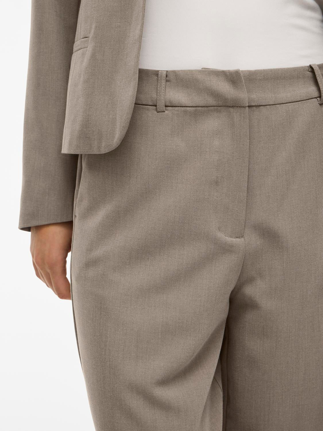model_shot-detail