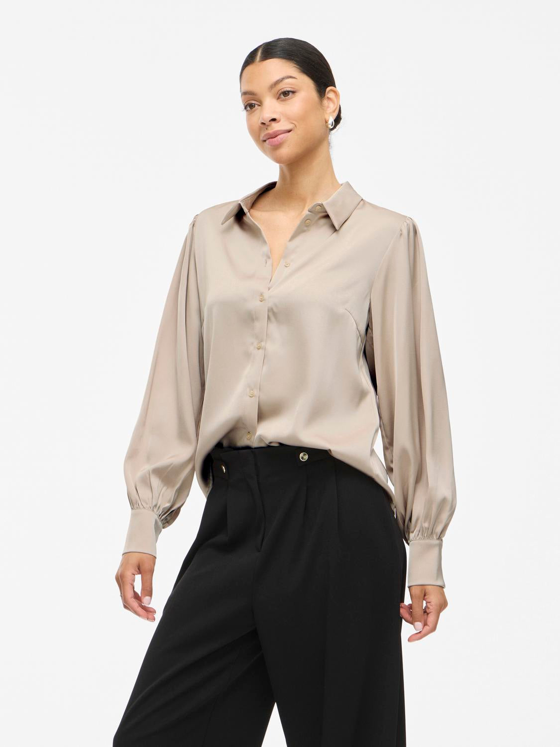 model_shot-front
