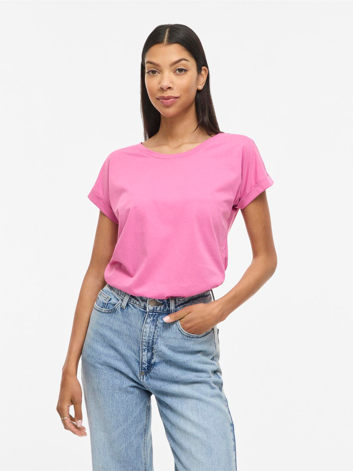 model_shot-front