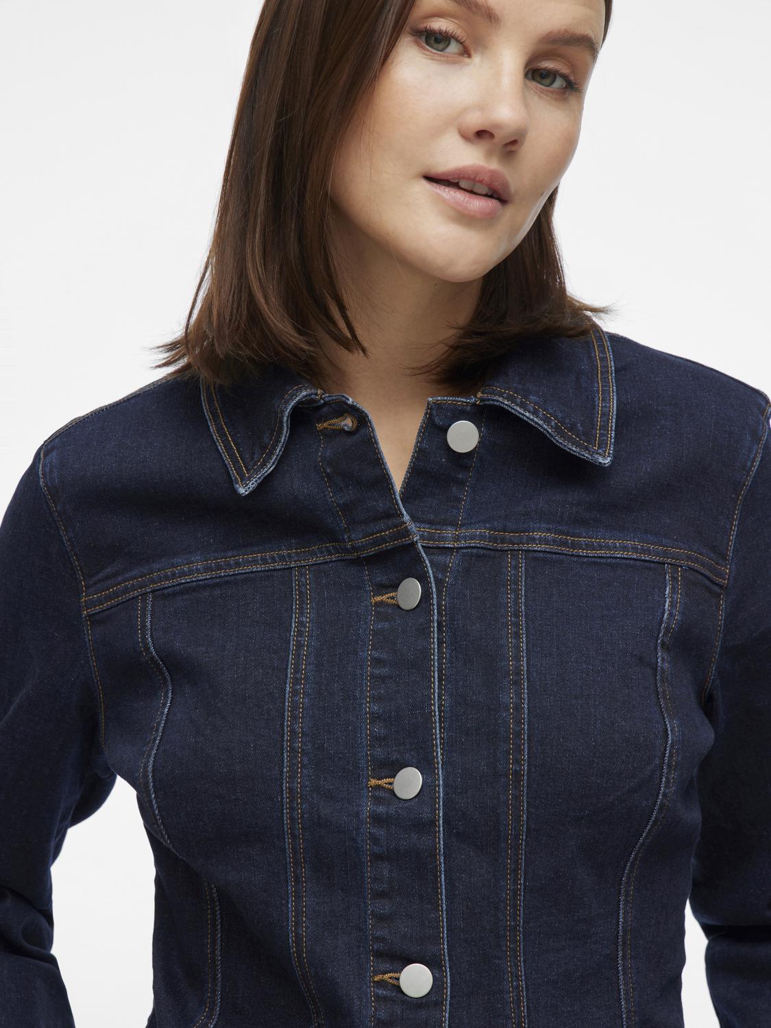 model_shot-detail