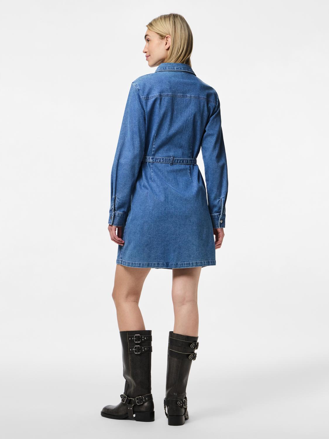 model_shot-back