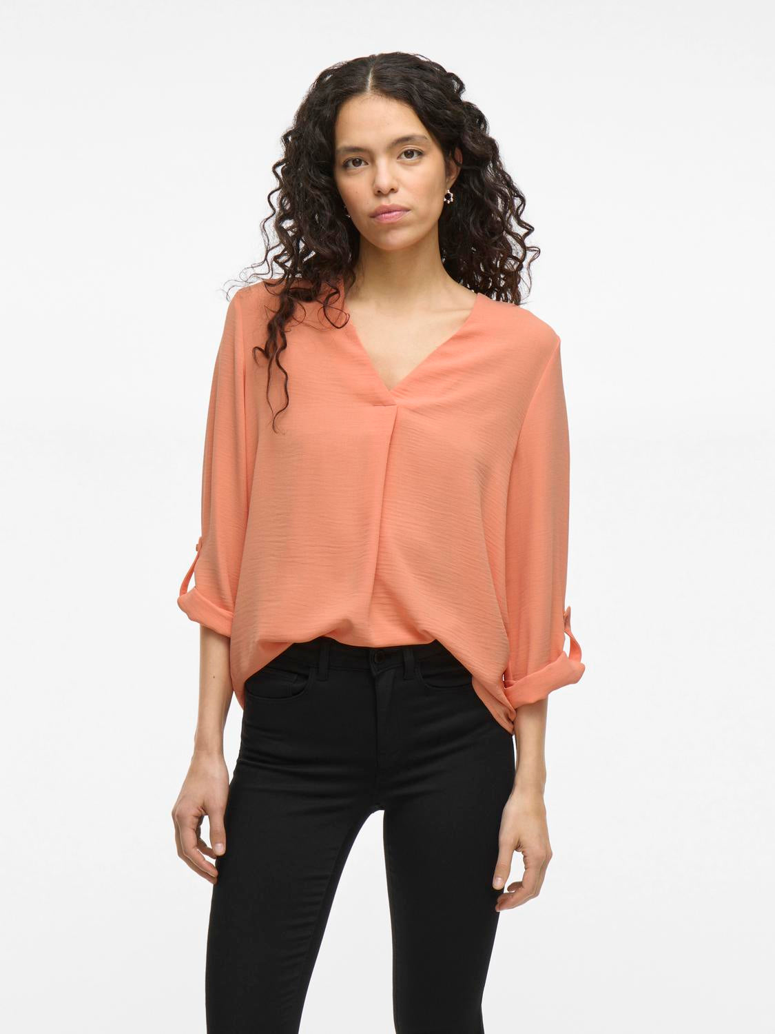 model_shot-front