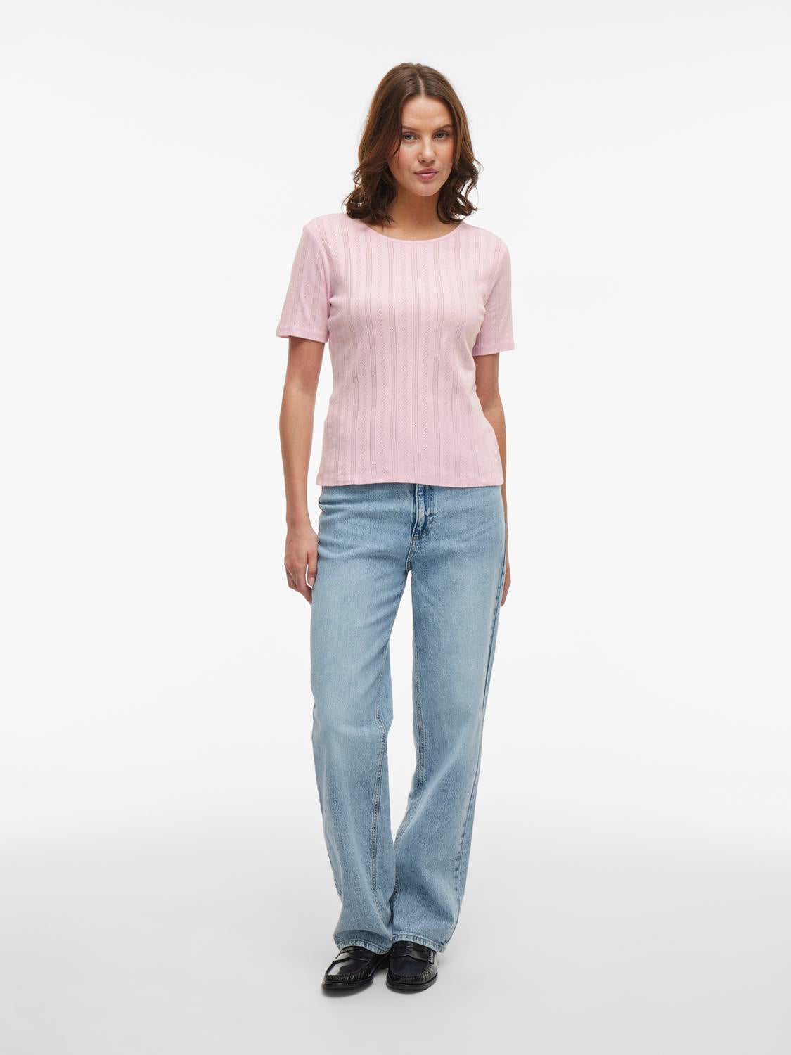 model_shot-front_full