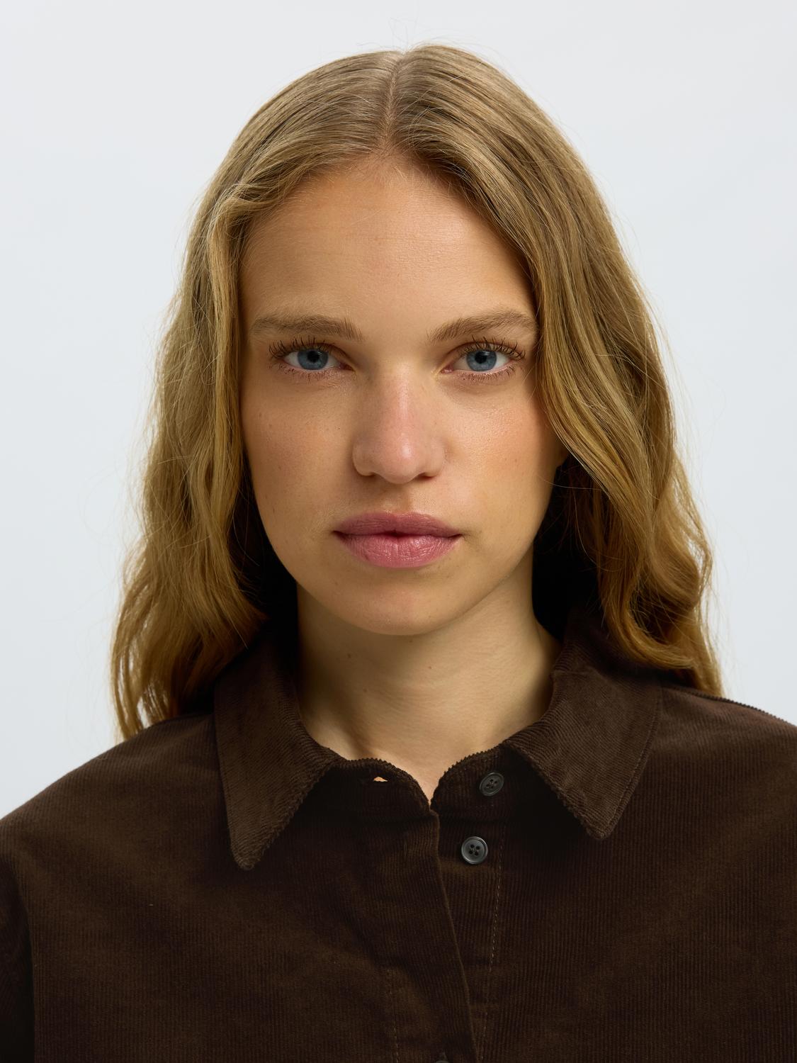 model_shot-detail