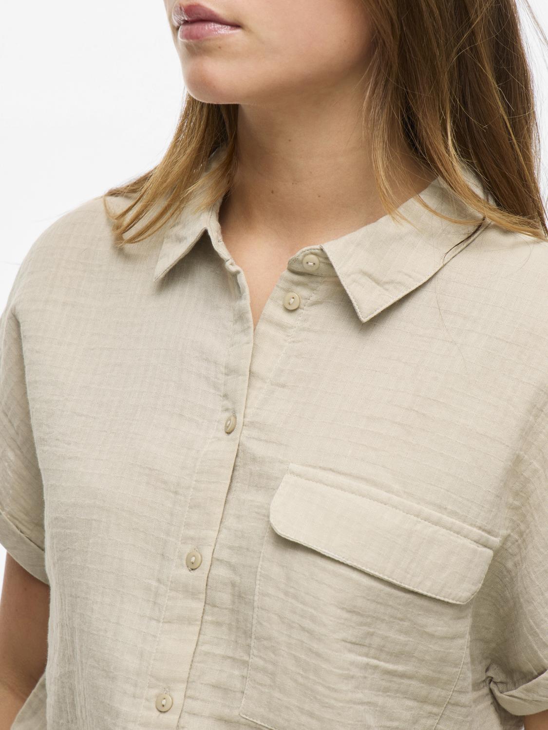 model_shot-detail