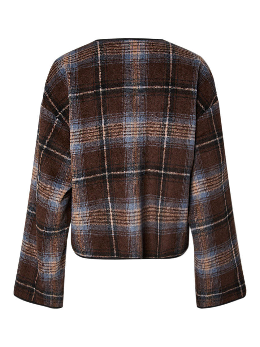 pack_shot-custom