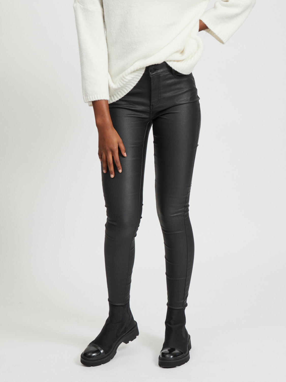 VICOMMIT Pants - black