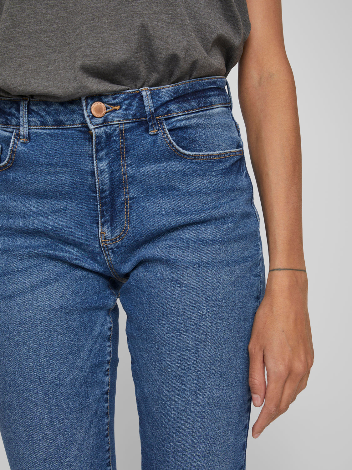 VIALICE Jeans - Medium Blue Denim